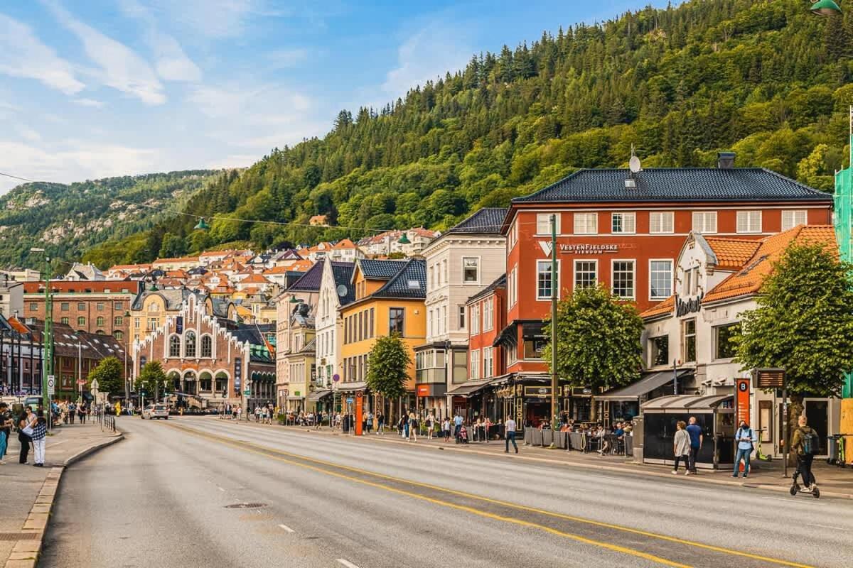 Dinbnb Apartments I Charming 3-Bedroom In The Heart Of The City Bergen Buitenkant foto